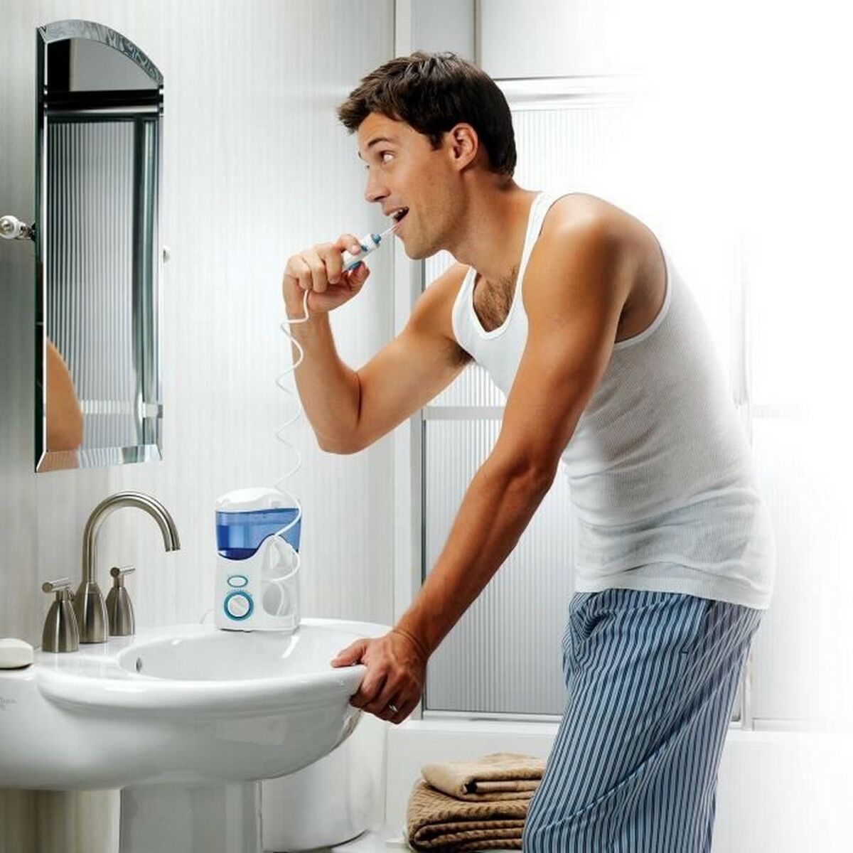 V8HAB962ADE4D43F46210FB755CDBD84308R3726950P5