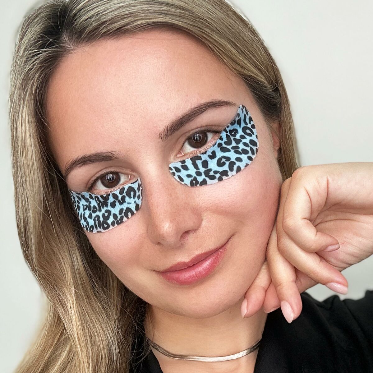 V4HC18AB560BC79C962D097662F94C88980R5149385P4