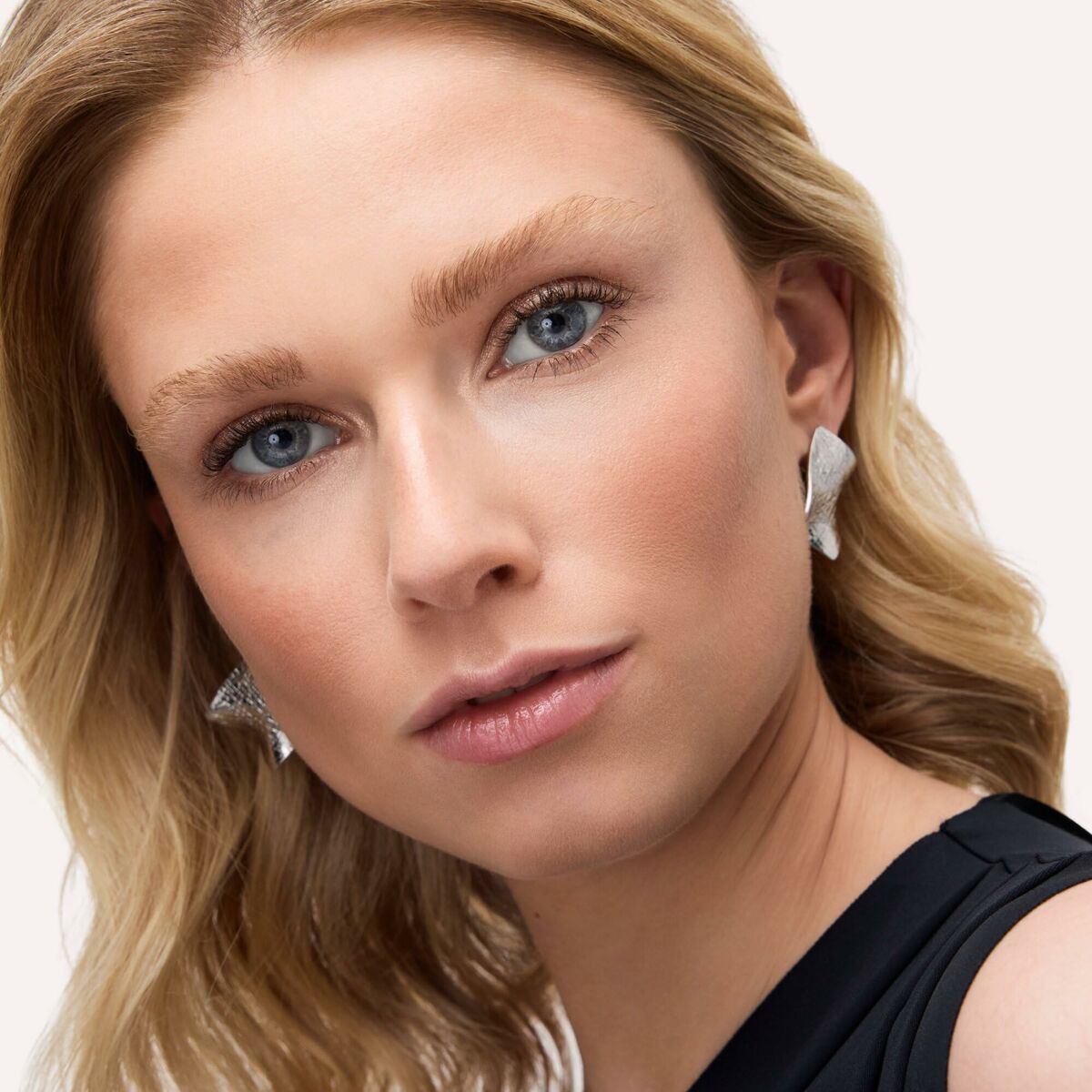 V2H3A44B1457EEB684EEFE5C4051697BF94R7493980P6