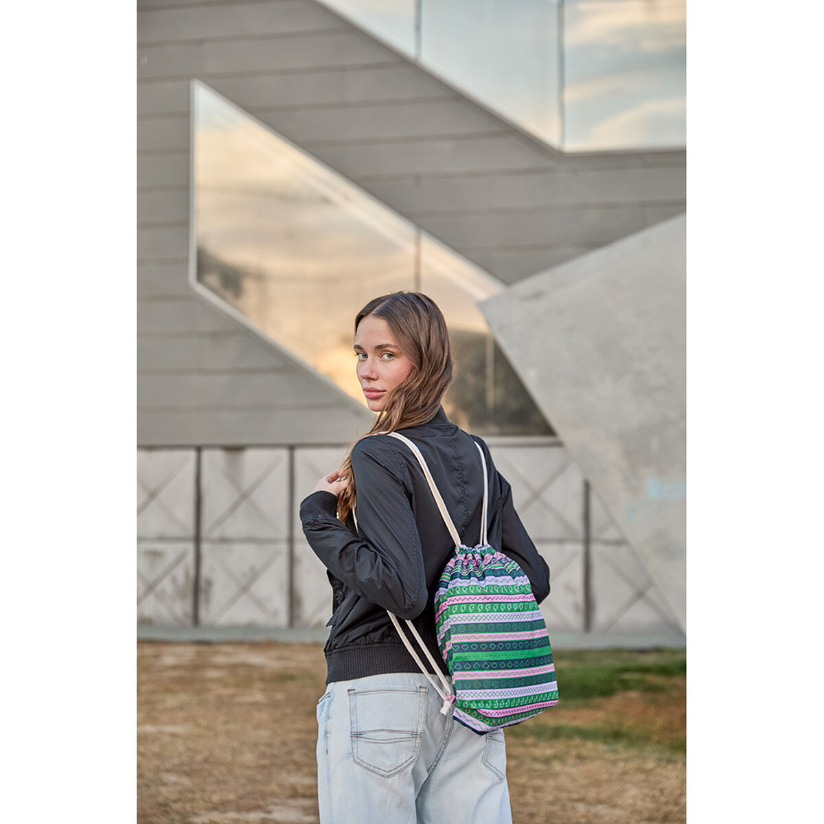 V4HA41BAAE48CD4AD37FFD95D980B41DF18R4452928P2